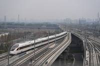 9月22日，合杭高铁湖州至杭州段首趟列车从杭州西站驶出。