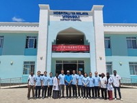 第33期援桑给巴尔医疗队在维通戈吉医院开展义诊宣教活动。中国（江苏）第33期援桑给巴尔医疗队供图