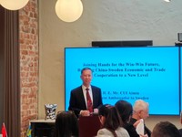 中国驻瑞典大使崔爱民出席瑞中贸易委员会午餐会并发表主旨演讲。中国驻瑞典大使馆供图