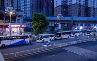 1排队大巴.jpg