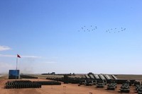 90后海军陆战队女兵参加阅兵 1年前在读大二实习