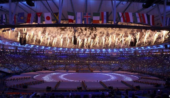 里约奥运会圣火正式熄灭 2020东京再见