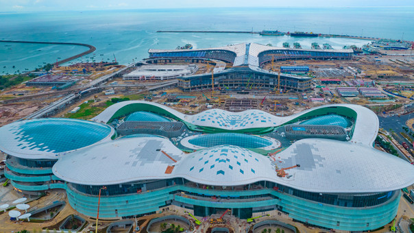 海南：海口国际免税城项目建设稳步推进