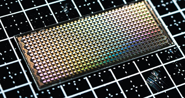 中国首颗500+比特超导量子计算芯片来了